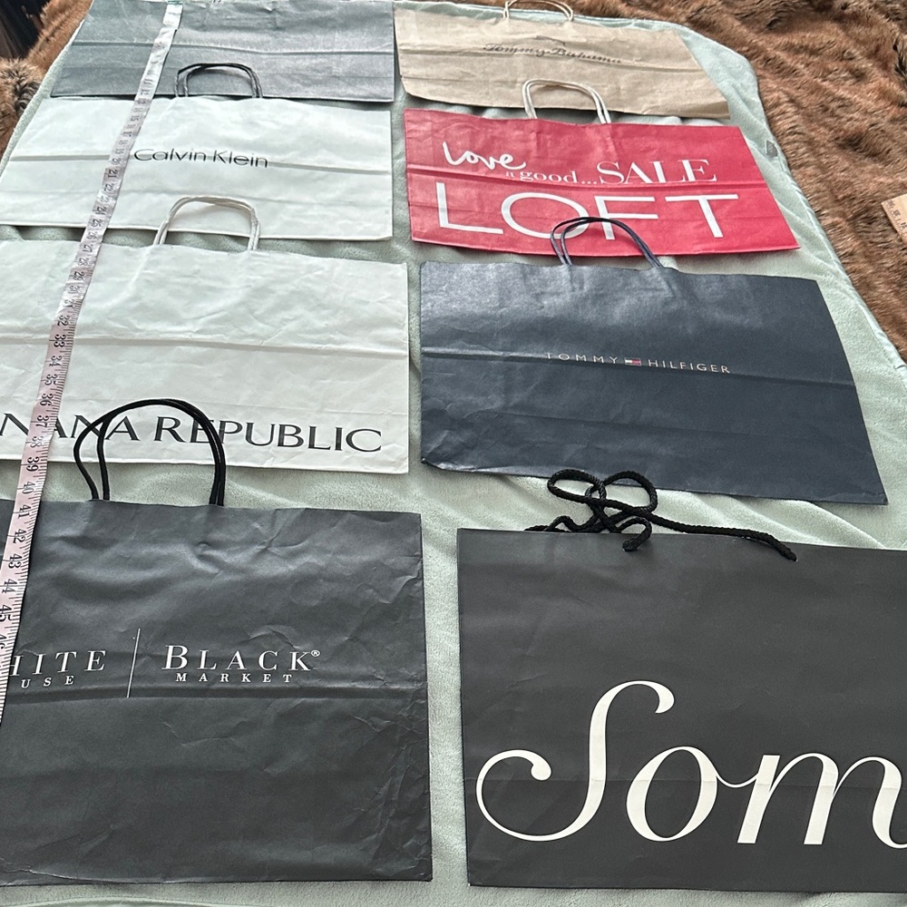 Bundle of 8 Assorted Gift Bags